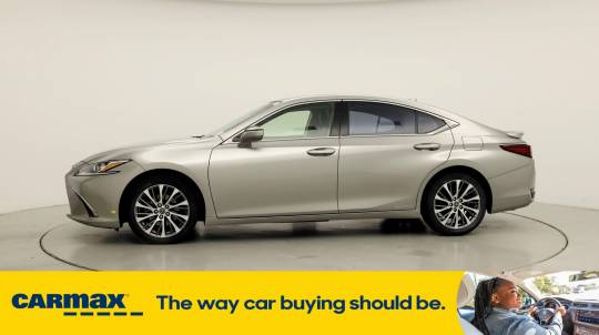 2019 Lexus ES