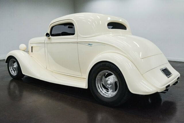 1934 chevrolet coupe 23009 miles white coupe 350 chevrolet v8 turbo 350