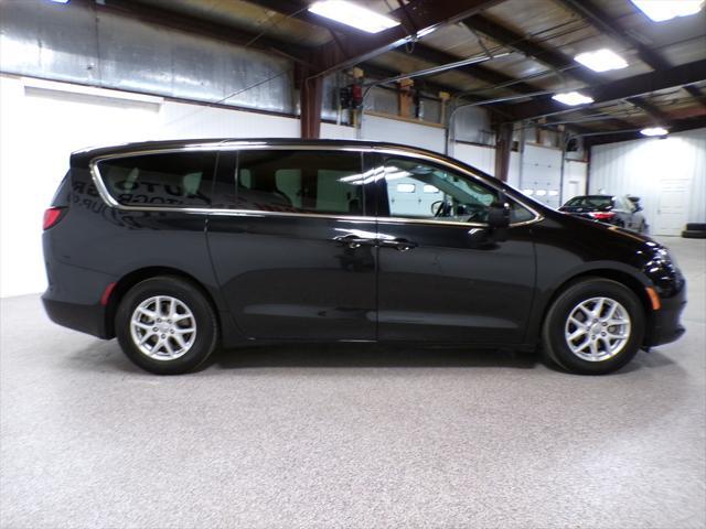 2018 chrysler pacifica lx