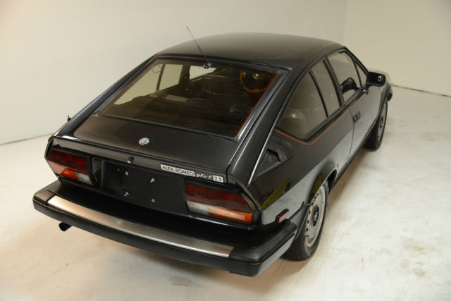 1983 alfa romeo gtv-6 2.5l coupe 2-door