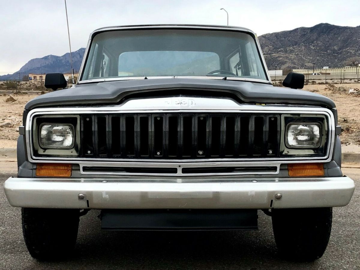 1982 jeep cherokee chief 2 door v8