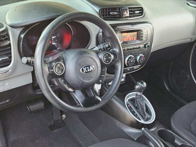 2015 kia soul base