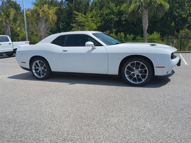 2020 dodge challenger sxt