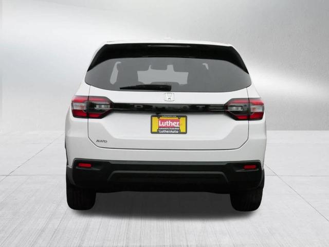 2023 honda pilot lx