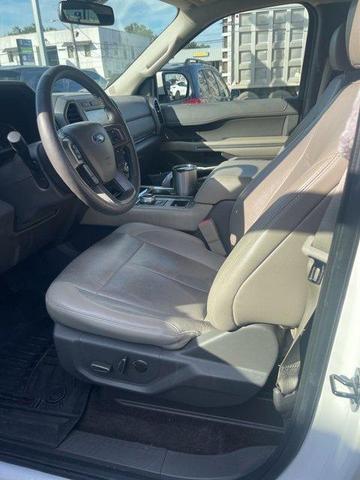 2018 ford expedition xlt