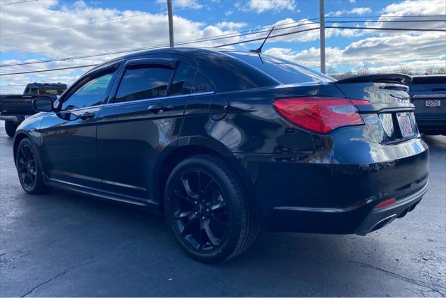 2013 chrysler 200 limited