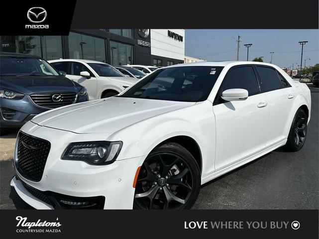 2022 chrysler 300 s