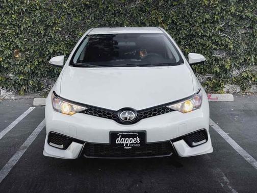 2016 scion im