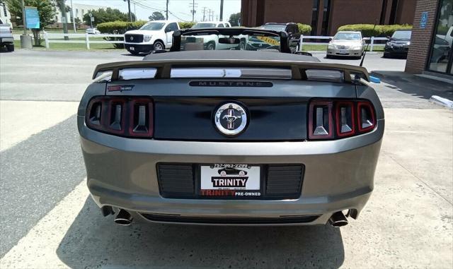 2014 ford mustang v6