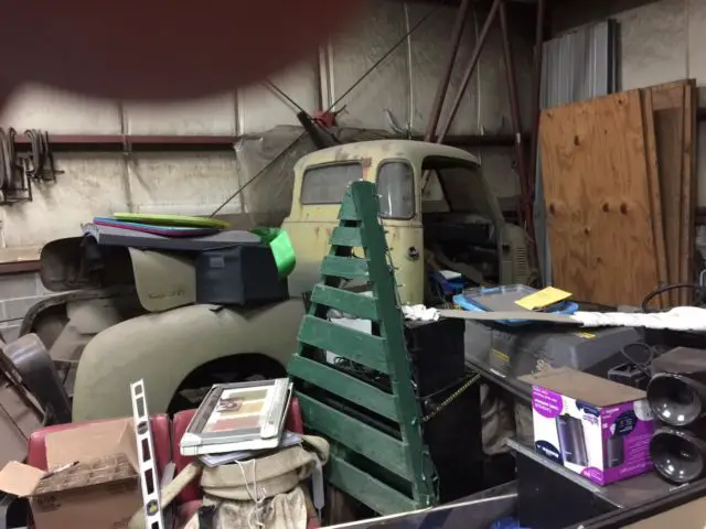 1953 chevy 3/4 ton long bed 5 window chevy pickup