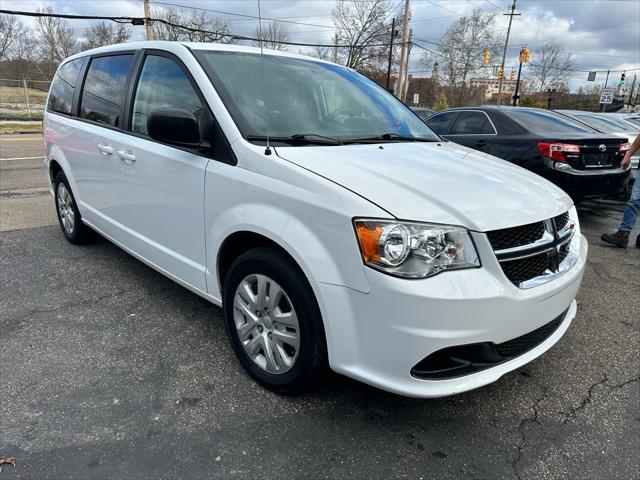 2018 dodge grand caravan se