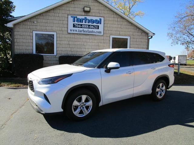 2022 toyota highlander l