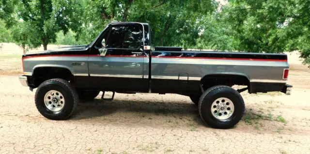 fuel injected!! 4x4 v2500 r2500 c2500 k2500 c1500 k1500 1984 1985 1986 chevrolet
