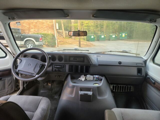 1994 dodge ram wagon van white rwd automatic b350