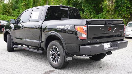 2024 Nissan Titan pro-4x