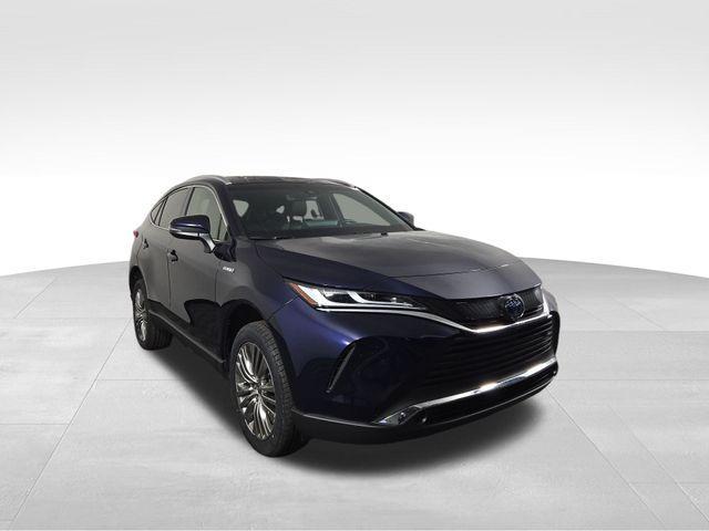 2021 toyota venza le