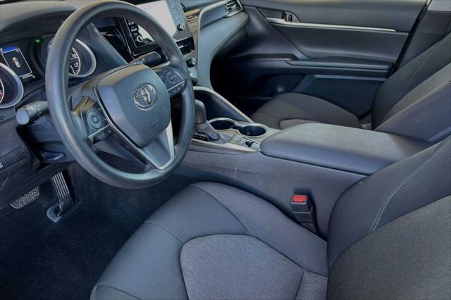 2023 toyota camry le