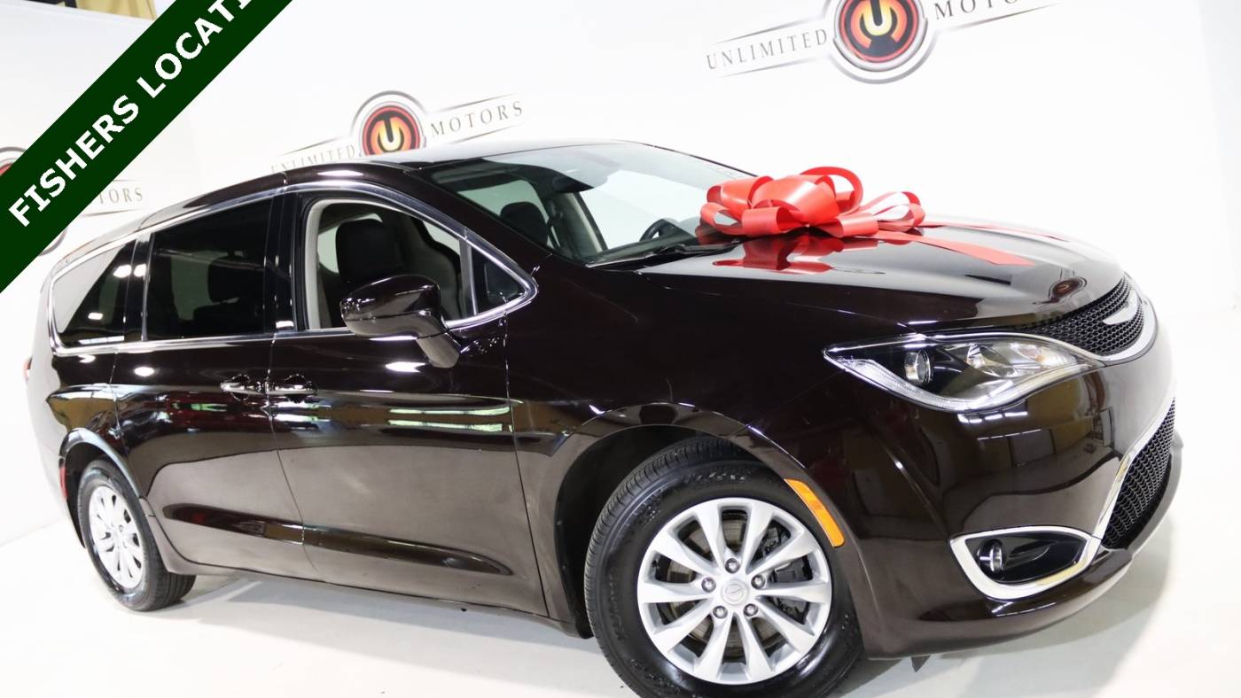 2018 chrysler pacifica touring plus