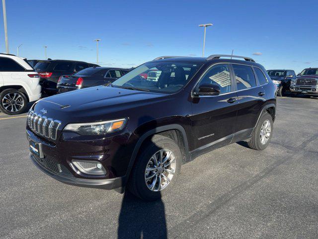 2021 jeep cherokee latitude lux