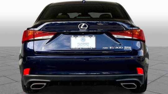2019 Lexus IS