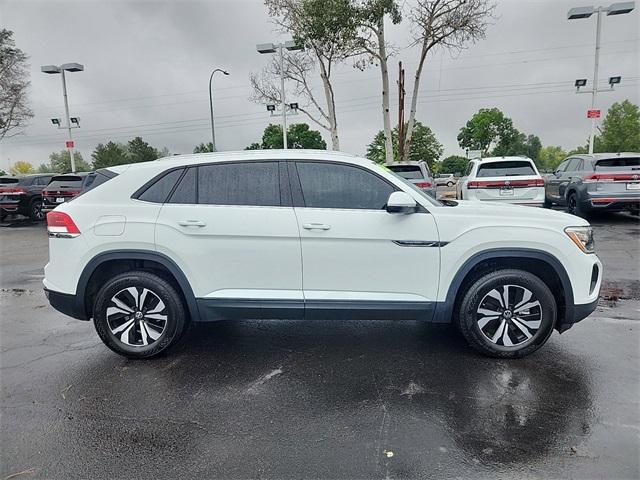 2024 volkswagen atlas cross sport 2.0t se