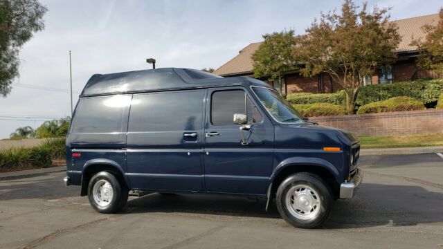 short wheel base vintage van raised roof handicap function runs drives