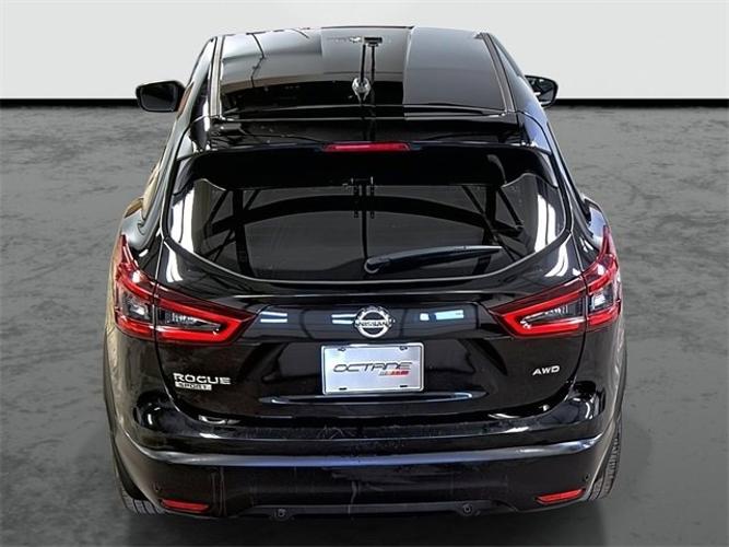 used 2020 nissan rogue sport s