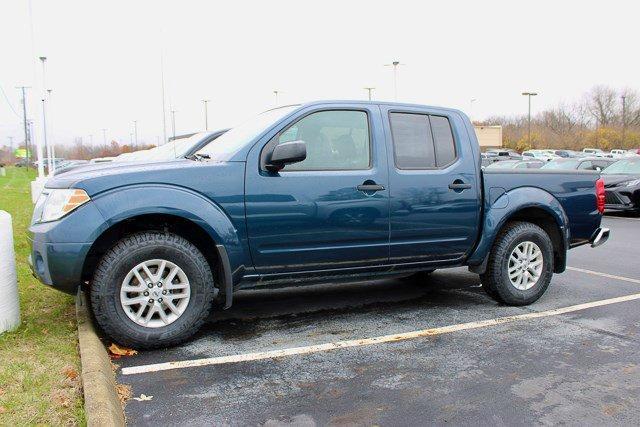 2021 nissan frontier sv
