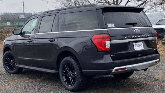 new 2024 ford expedition max xlt rwd