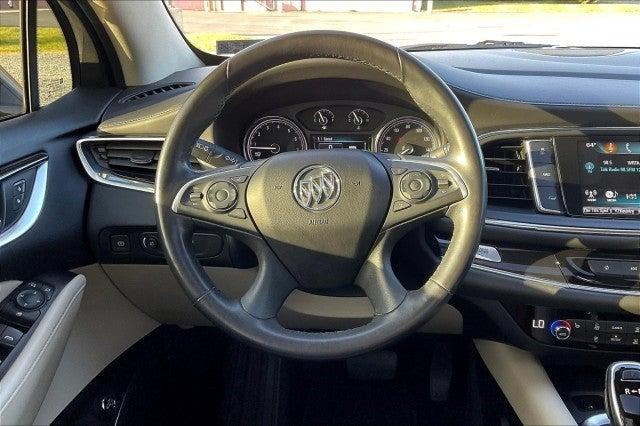 2018 buick enclave essence