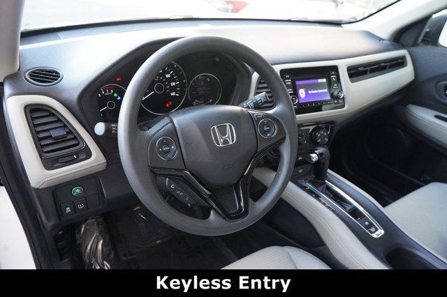 2022 honda hr-v lx