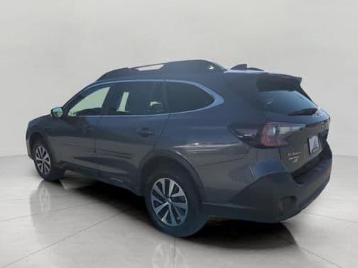 2022 subaru outback premium in green bay, wisconsin