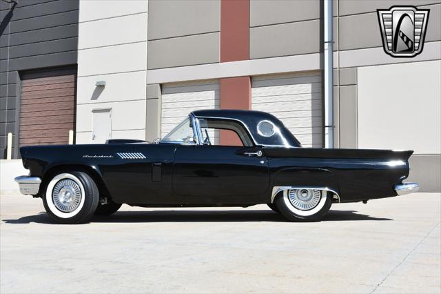 1957 ford thunderbird base