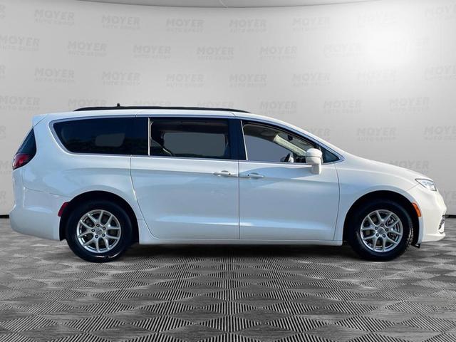2022 chrysler pacifica touring-l