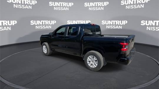 2023 nissan frontier sv