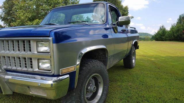 1982 chevrolet chevy silverado 4wd blue/gray