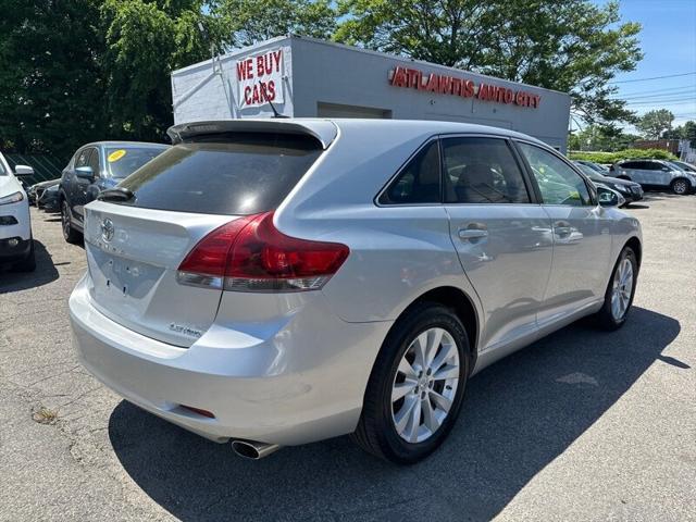 2013 toyota venza le