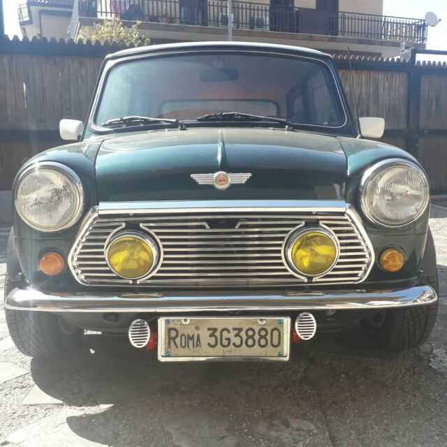 rover mini cooper 1.3 completaly restored