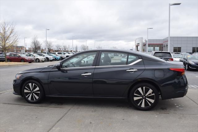 2022 nissan altima 2.5 sv
