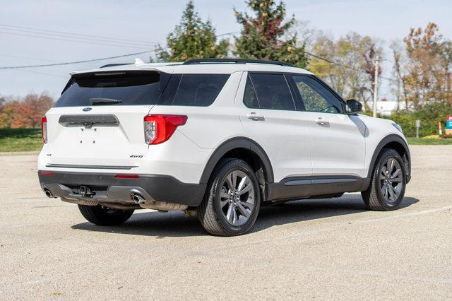 2022 ford explorer xlt