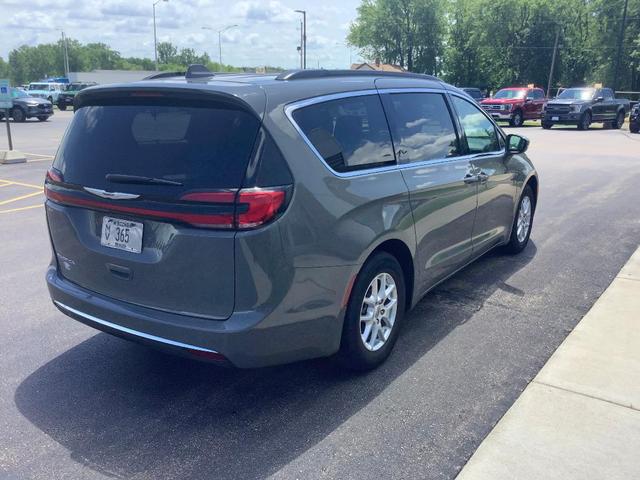 2022 chrysler pacifica touring-l