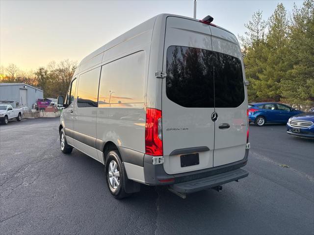 2021 mercedes-benz sprinter 2500 standard roof