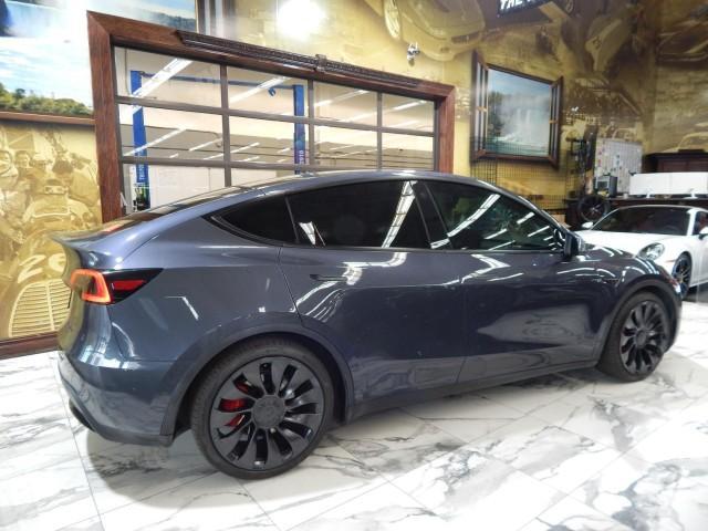 2022 tesla model y performance