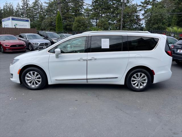 2018 chrysler pacifica touring-l