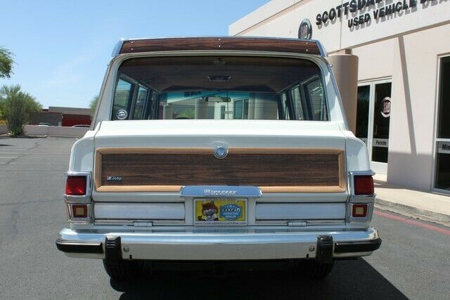 1983 jeep wagoneer limited 4wd 94021 miles alpine white suv 5.9 liter 360 v8 aut