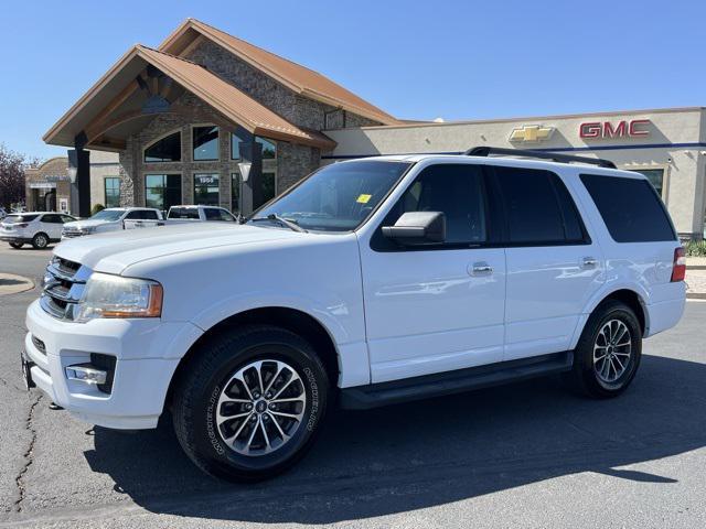 2017 ford expedition xlt