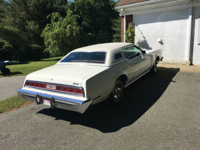 original 1976 thunderbird in excellent condition. last year of the big bird