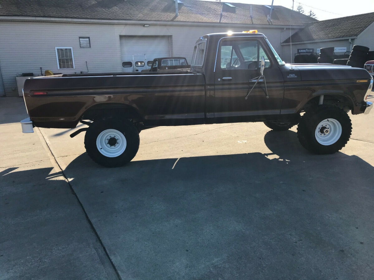 1979 ford f250 4x4 ranger 6 cyl 4 spd very clean nice truck 145k miles