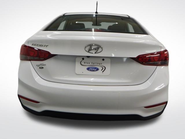2021 hyundai accent se