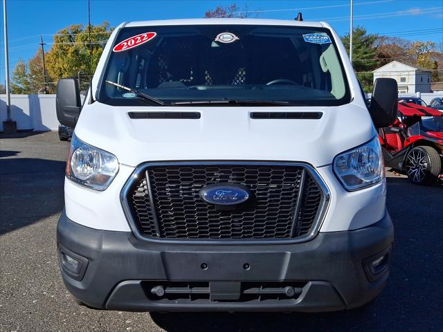 2022 ford transit-150 base